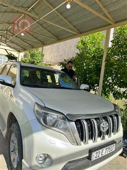 تۆیۆتا لاندكروزر پرادۆ